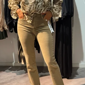 Flared jeans mörkbeige
