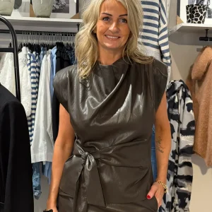 CC gitt pleat top - brown