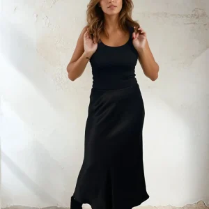 Kjol Tuva lång svart